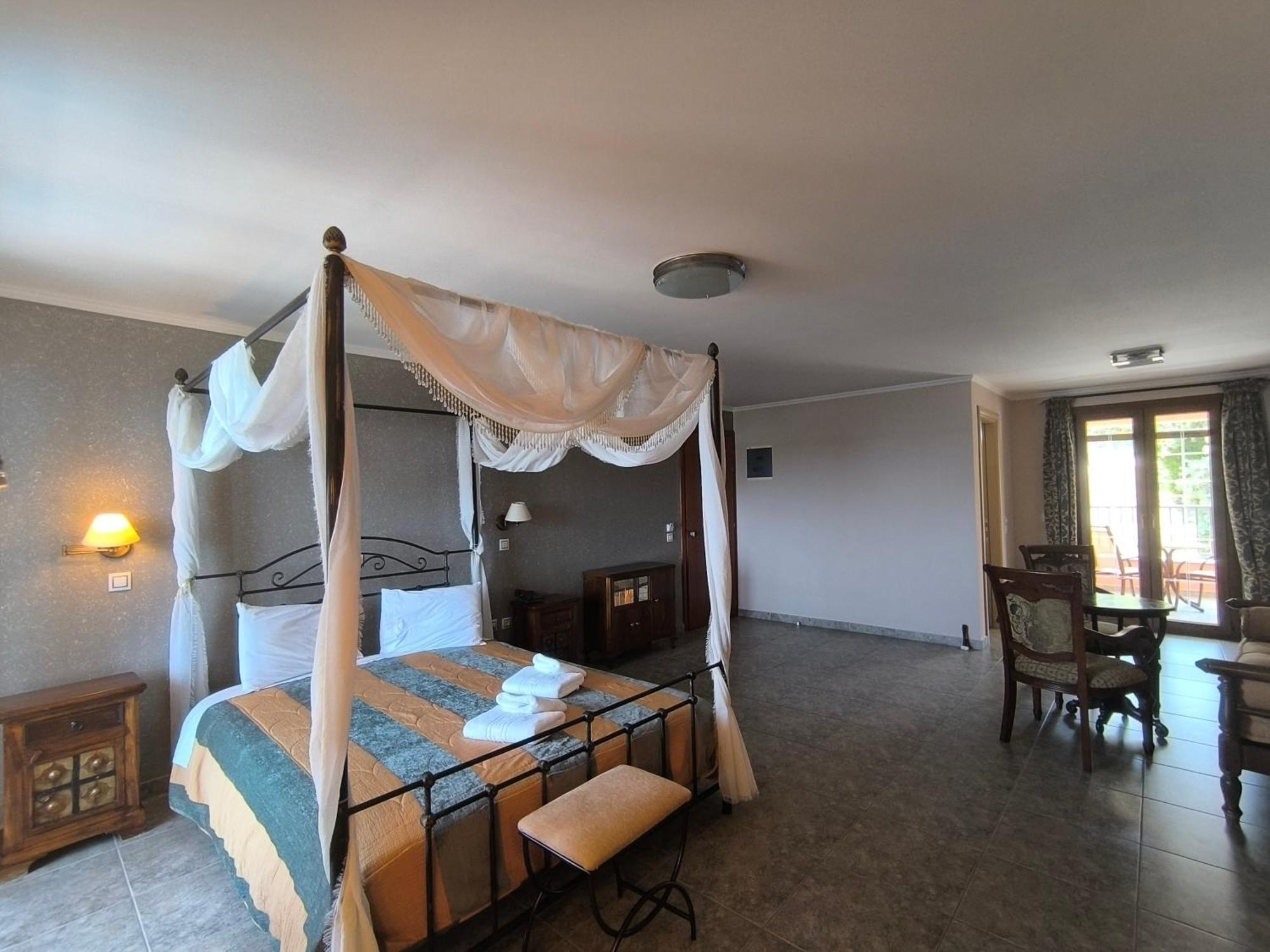 Hotel Anastazia Poros  Exterior photo